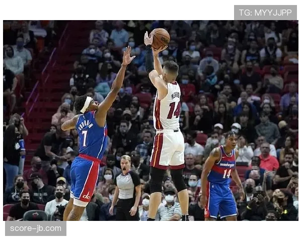 半场战报:奇才与活塞战成平手,两队合计出现15次失误 半场战报:奇才与活塞战成平手,两队合计出现15次失误